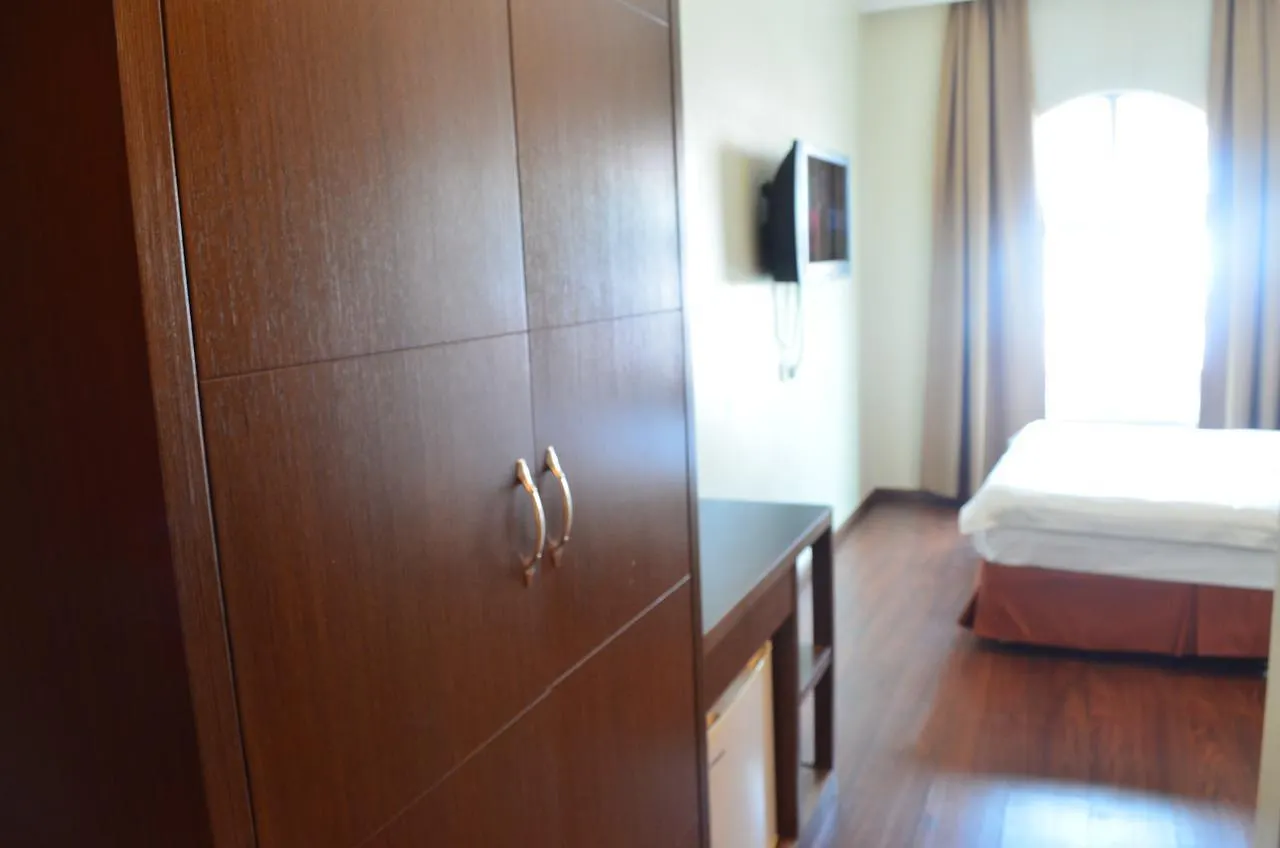 Lintas Plaza Hotel Kota Kinabalu 0*,  Malaysia